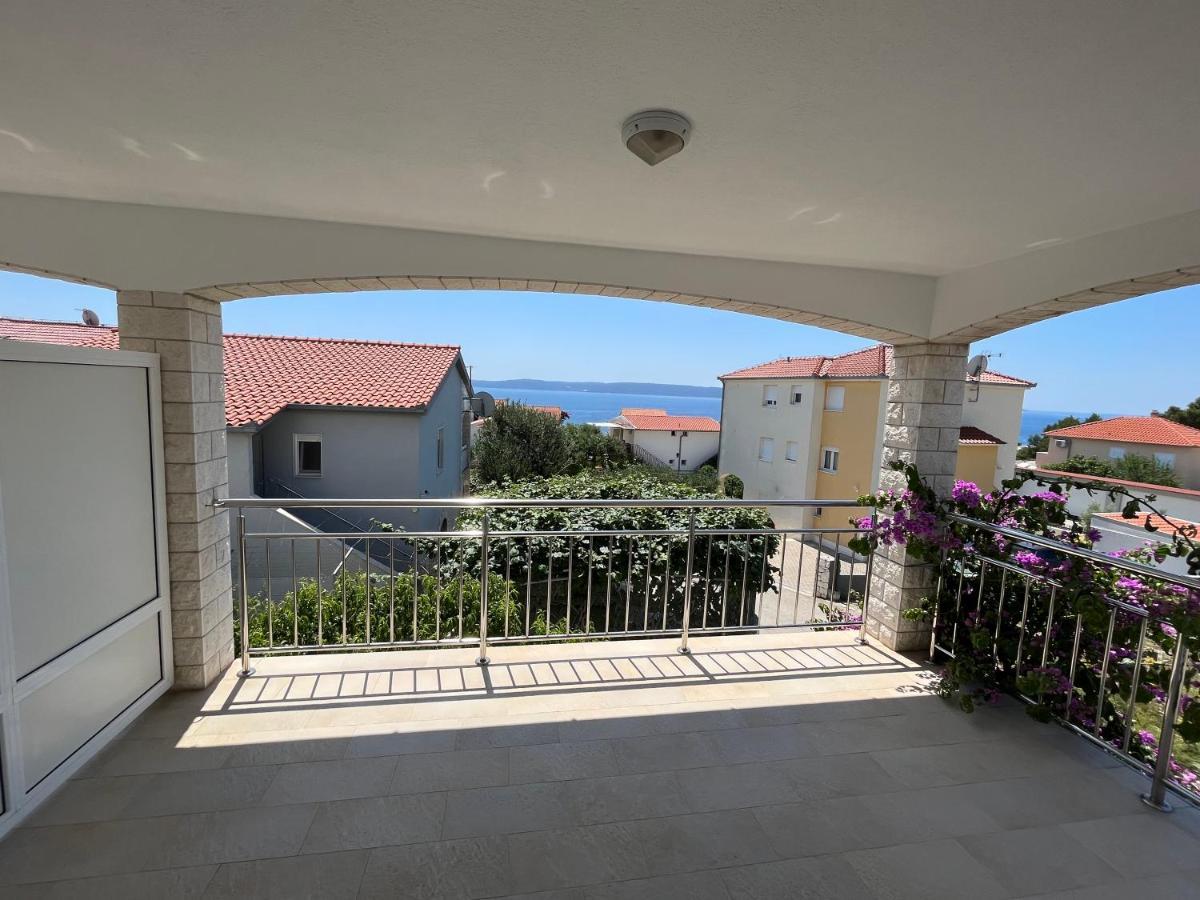 Apartmani Emil Трогир Екстериор снимка