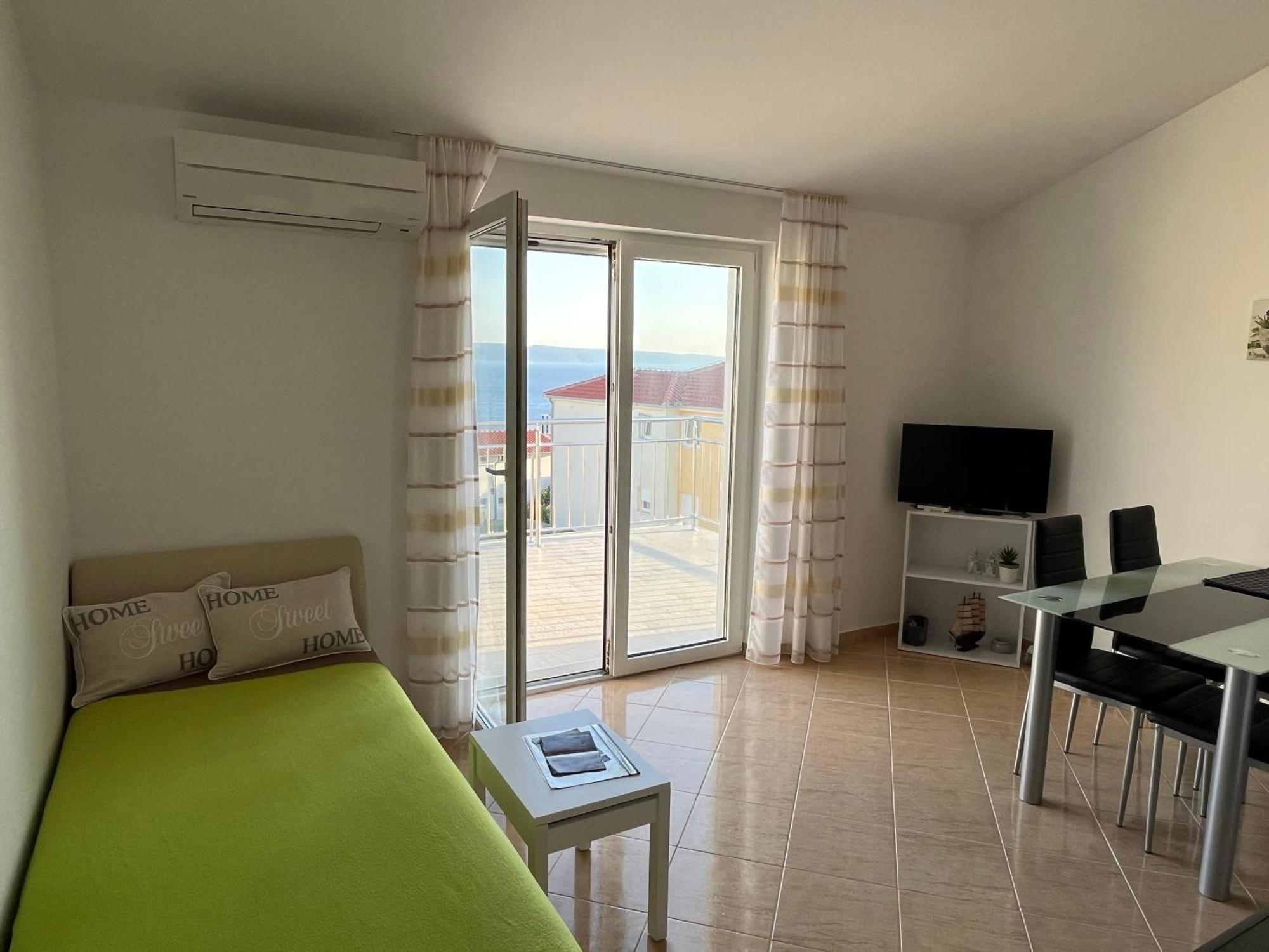 Apartmani Emil Трогир Екстериор снимка