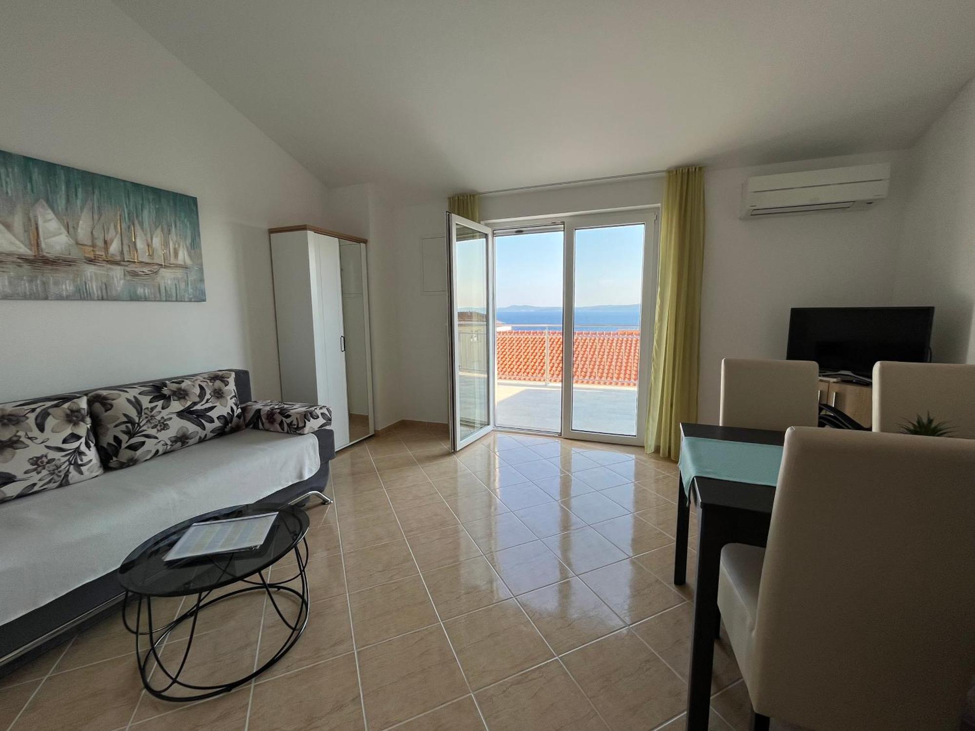 Apartmani Emil Трогир Екстериор снимка