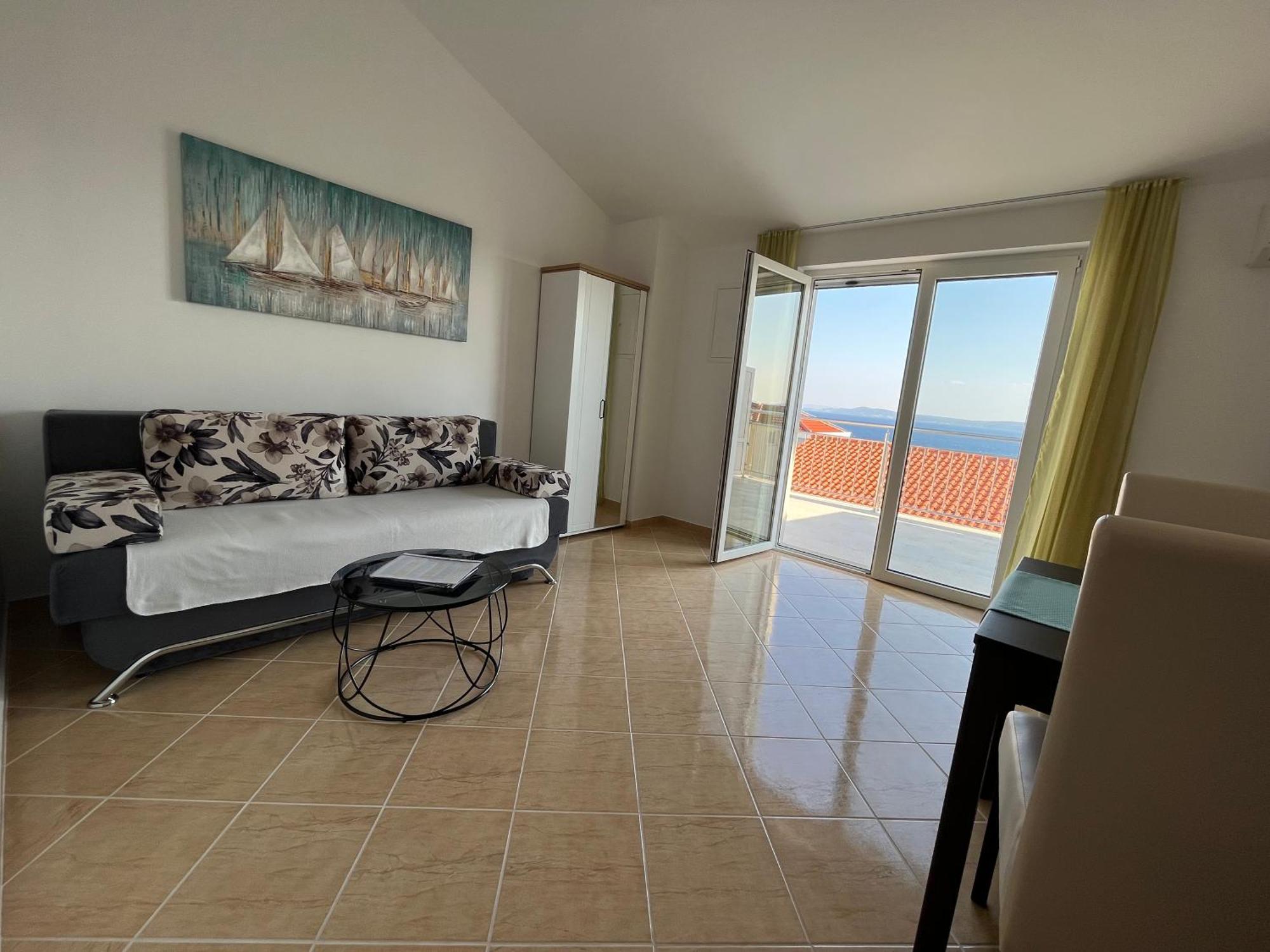 Apartmani Emil Трогир Екстериор снимка
